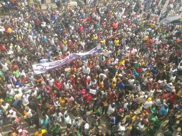 Cameroun : Tensions à Douala, les militants du MRC exigent la libération de Maurice Kamto