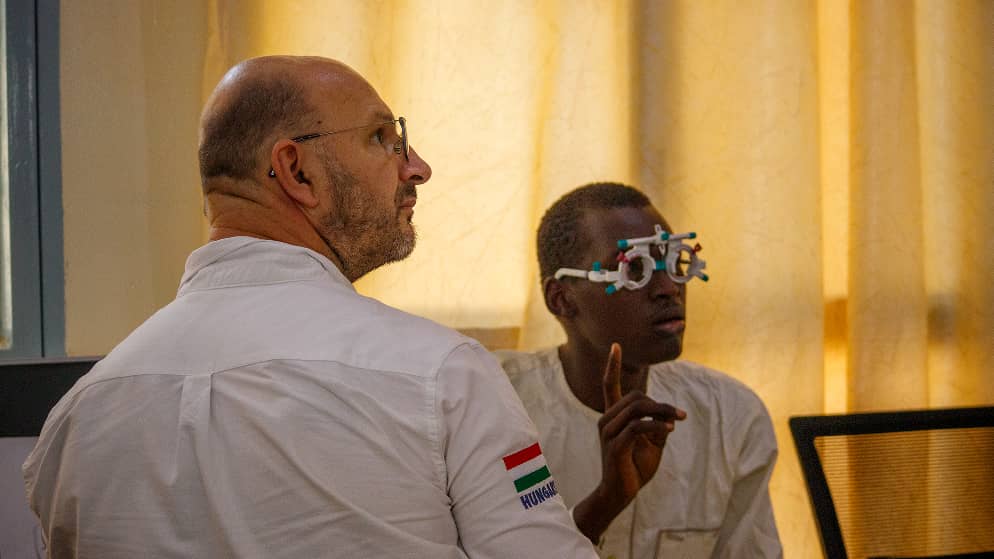 Tchad : La Hongrie soutient la correction de la vue et la formation en ophtalmologie