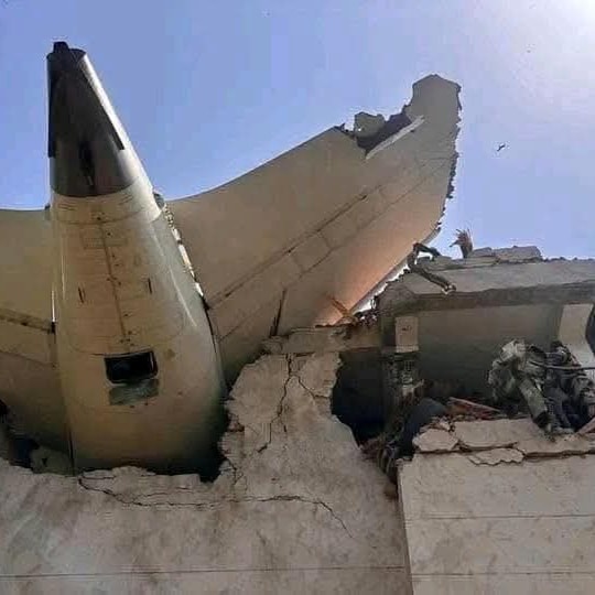 Inde : Un Dreamliner d'Air India s'écrase à Ahmedabad, 204 morts confirmés et un seul survivant