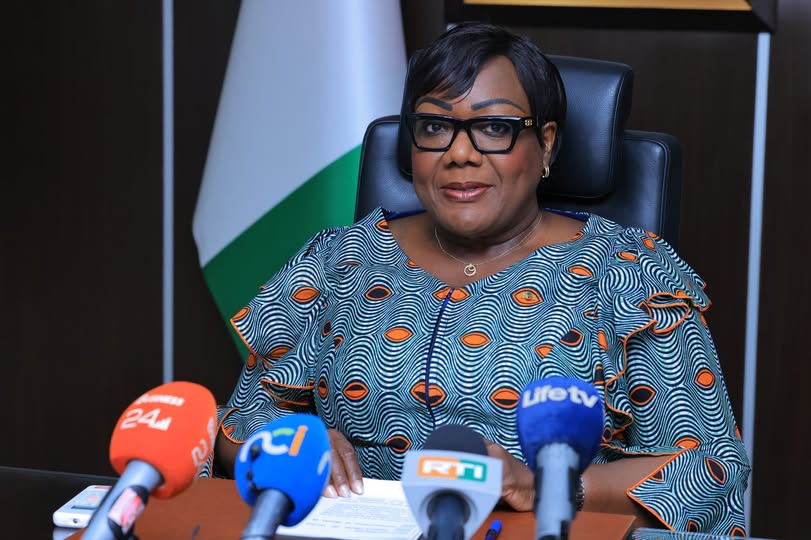 Côte d’Ivoire : la ministre de la Fonction publique exhorte les fonctionnaires à cultiver l’excellence