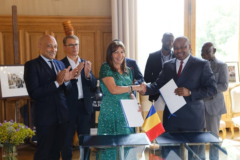 Tchad : N'Djamena et Paris signent un pacte d'amitié et de coopération