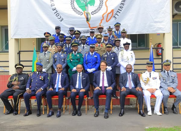Gabon : Cérémonie de remise des diplômes à l'EAFDL en présence de l'Ambassadeur de France
