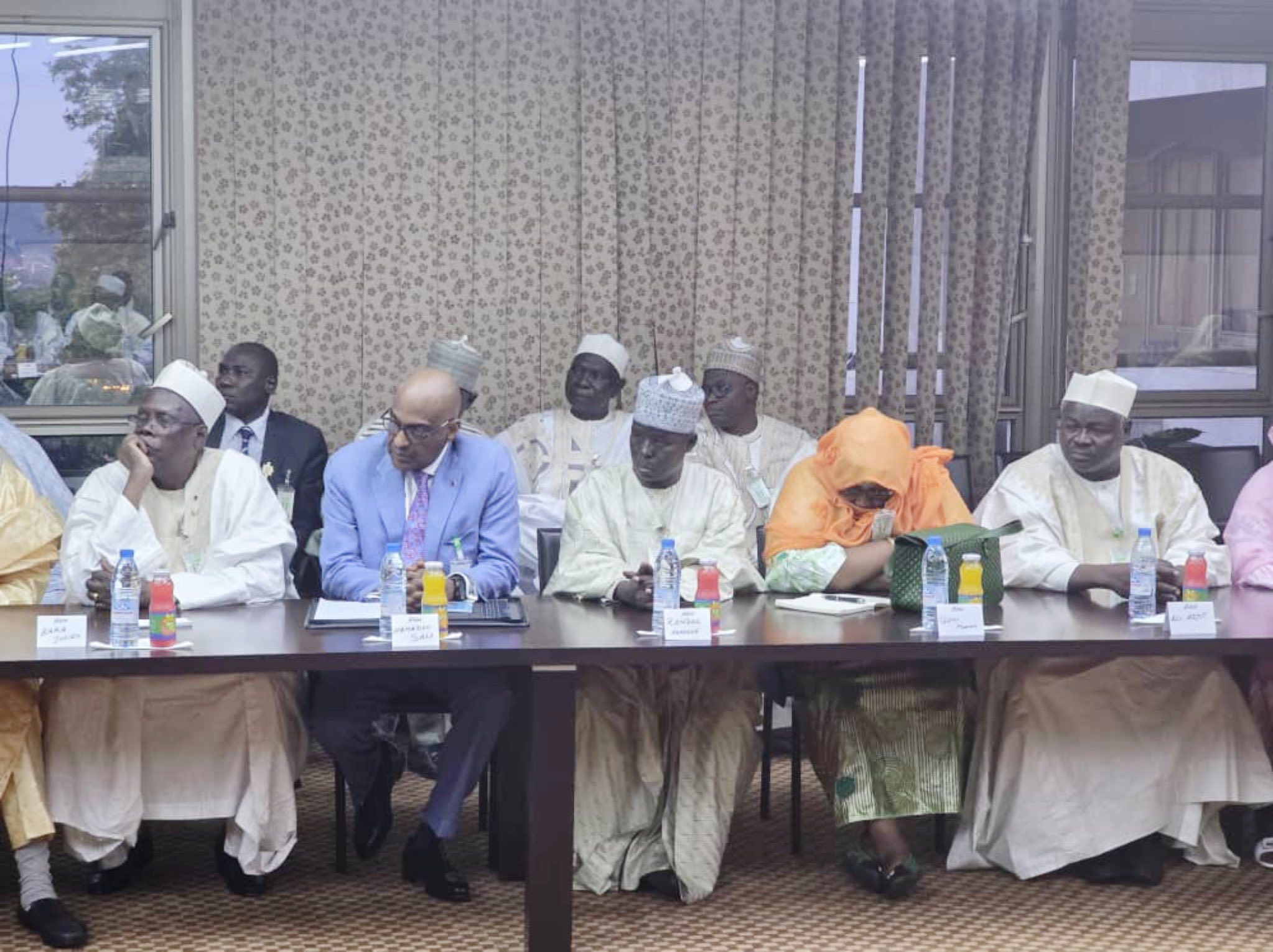 Cameroun : des consultations dans le camp présidentiel en prélude à la Présidentielle