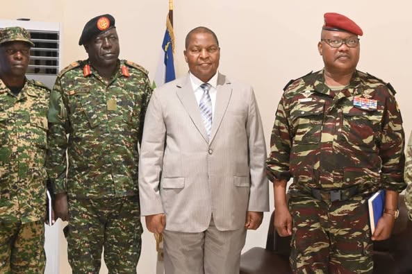 RCA : Recrutement de 1 800 jeunes pour une formation militaire en Ouganda