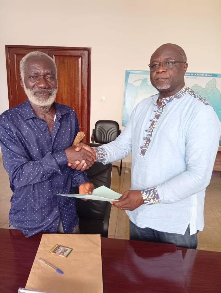 Cameroun : Le Candidat Indépendant Eyenga Nkoumou Jean Jacques dépose son dossier pour la présidentielle 2025