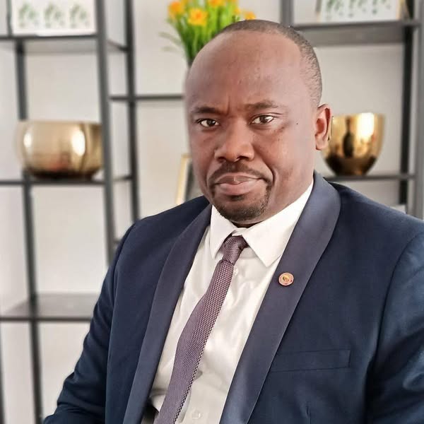 Léon Theiller ONANA, candidat RDPC recalé à la présidentielle de 2025