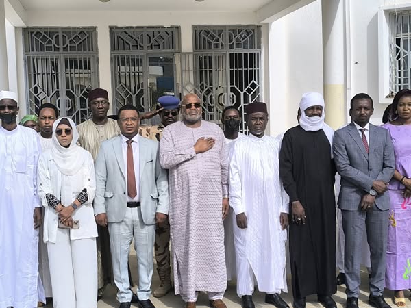 Tchad : Cérémonie de levée des couleurs au Ministère de l'Aménagement du Territoire