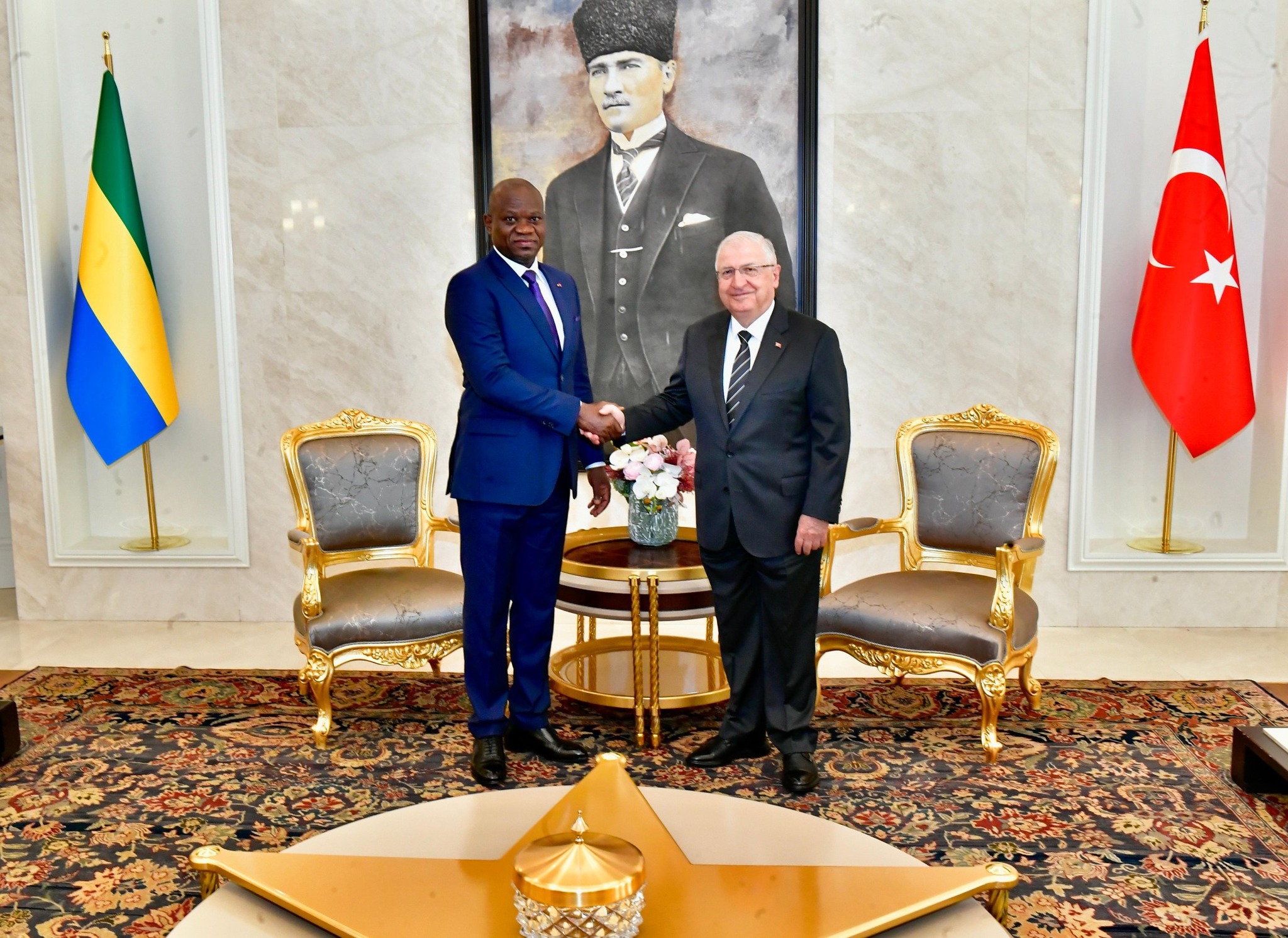 Diplomatie : le président gabonais en visite officielle en Turquie