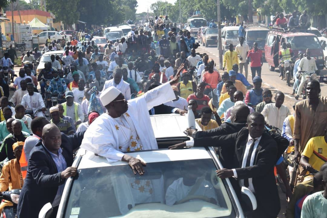 Présidentielle 2025 au Cameroun : Un accueil chaleureux à Issa Tchiroma Bakary à Garoua