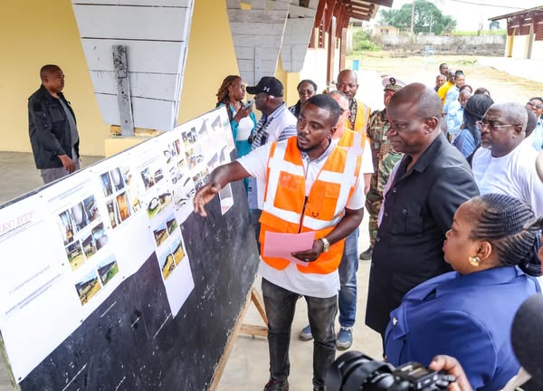 Gabon : Le président Oligui Nguema en visite d'inspection à Akiéni