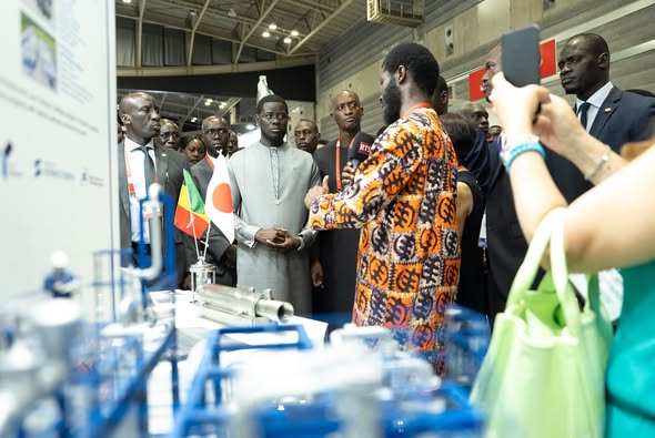 Sénégal : Le Président de la République en visite au Pavillon du Sénégal à la TICAD 9