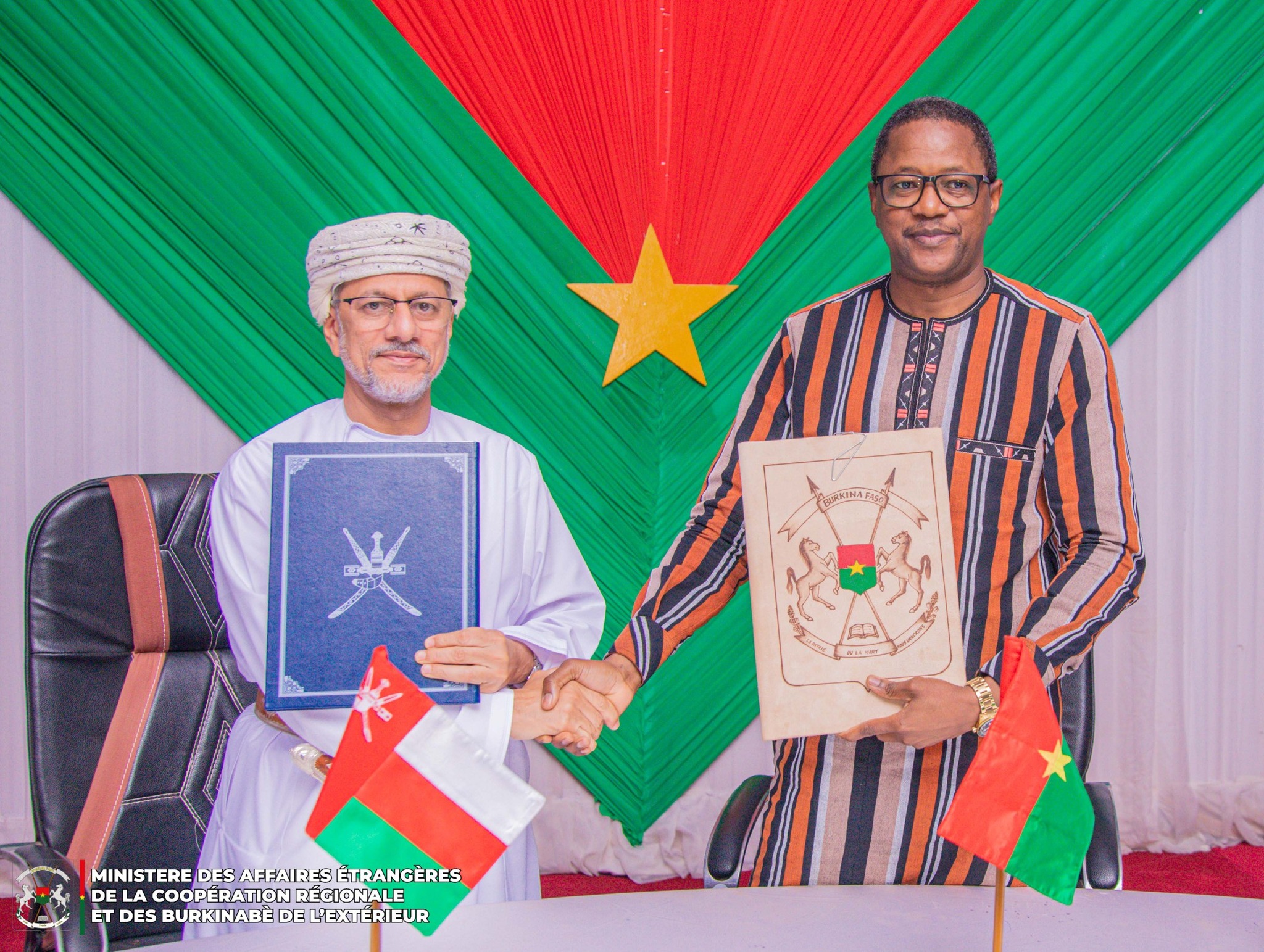 Burkina Faso : signature d’un Accord avec le Sultanat d’Oman en matière d'investissement