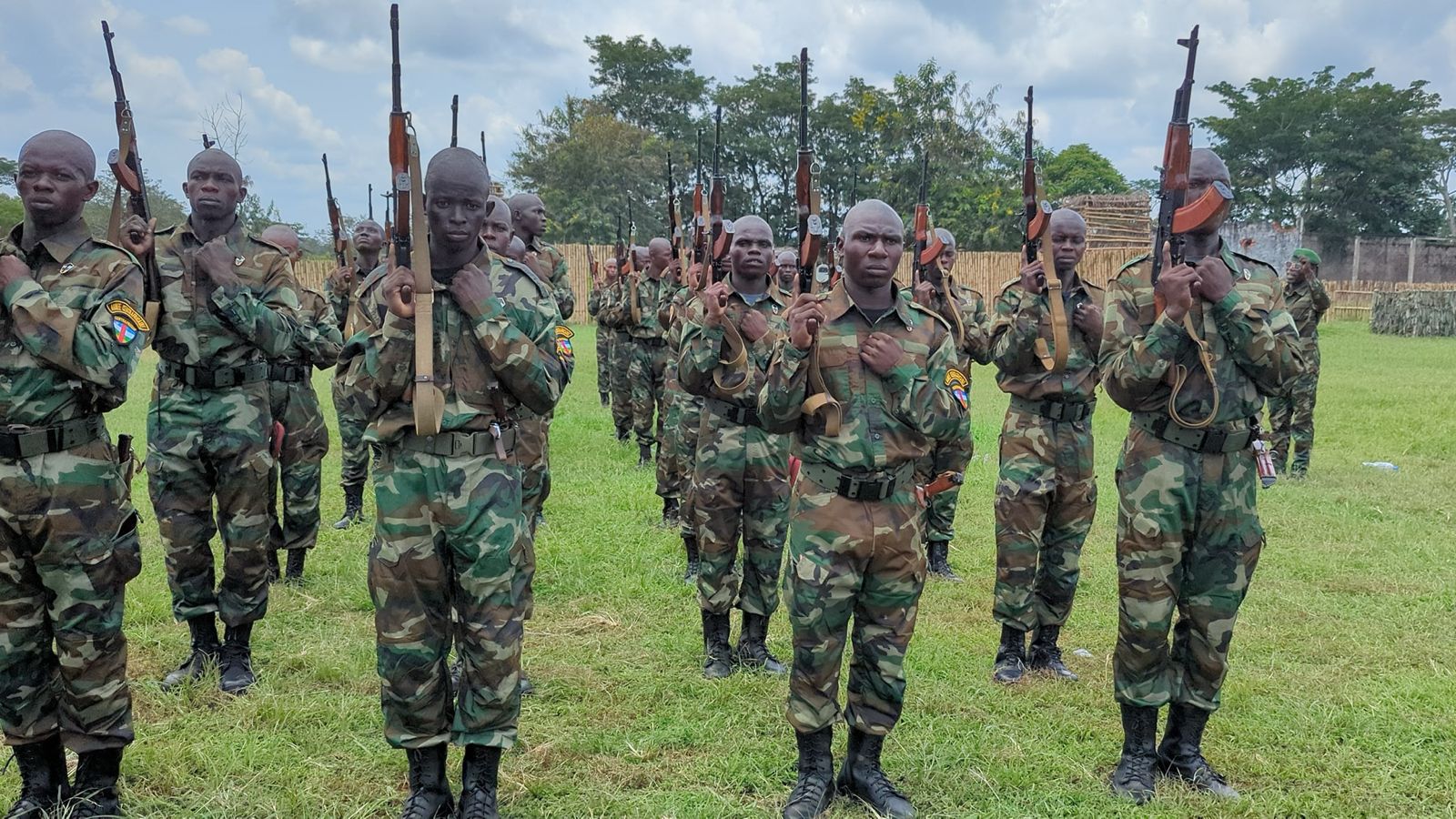 RCA : 644 nouvelles recrues rejoignent les FACA à Béréngo