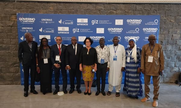 Régulation des médias : un guide pour l'intégrité de l'information adopté à Praia