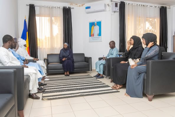 Tchad : La ministre Fatima Goukouni Weddeye reçoit l'Association AL-TCHAD