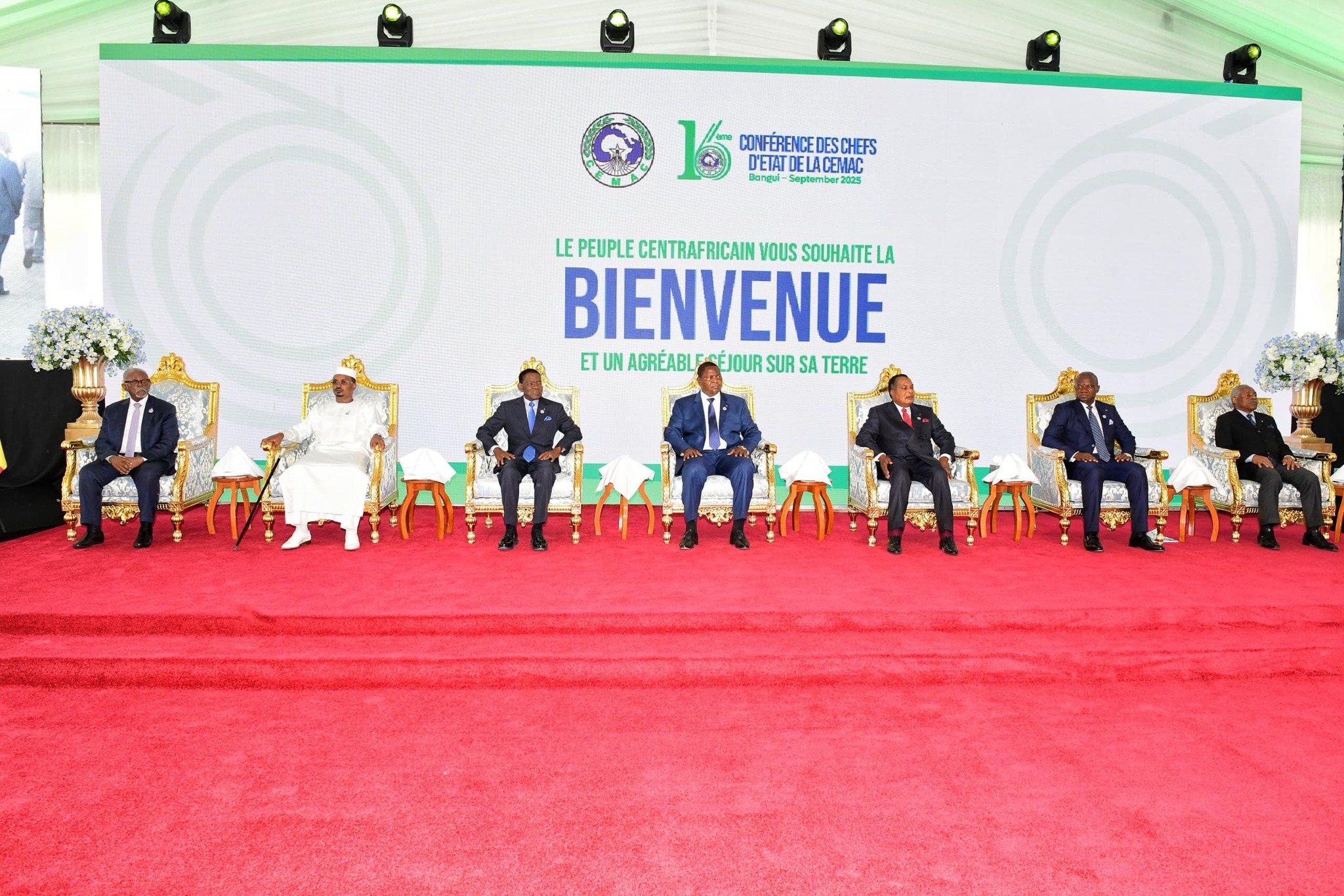 Sommet de la Cemac : Faustin Archange Touadéra passe le témoin à Dennis Sassou Nguesso