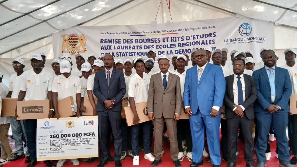 Tchad : L'INSEED remet des bourses et kits d'études aux lauréats tchadiens admis dans les écoles régionales de statistique et de démographie