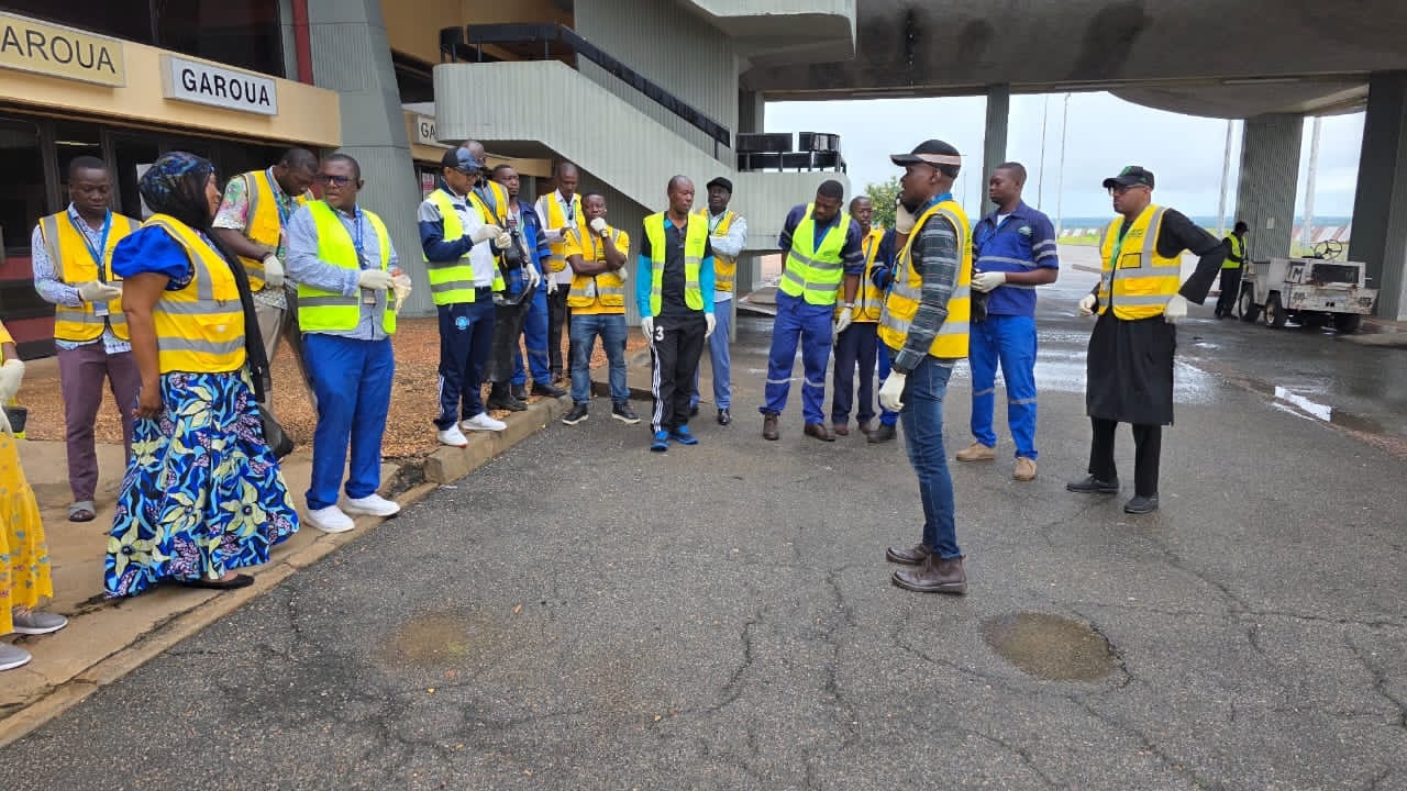 Cameroun : La chasse aux débris de l'aéroport International de Garoua : une opération inédite