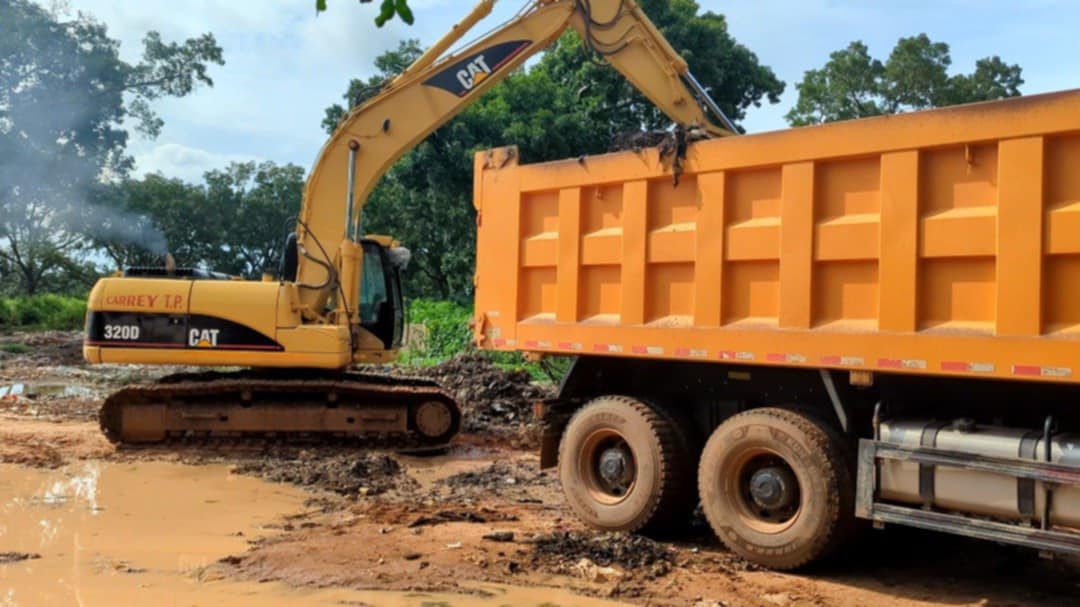 Tchad : nettoyage de la route hôpital de Moundou-Lycéee Adoum Dallah