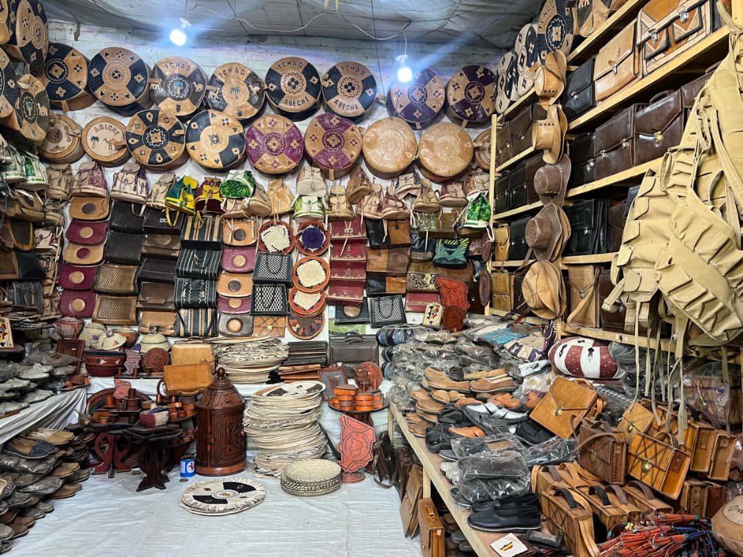 Tchad : à Abéché, le ministre Abakar Rozzi en mission de valorisation de l’artisanat local