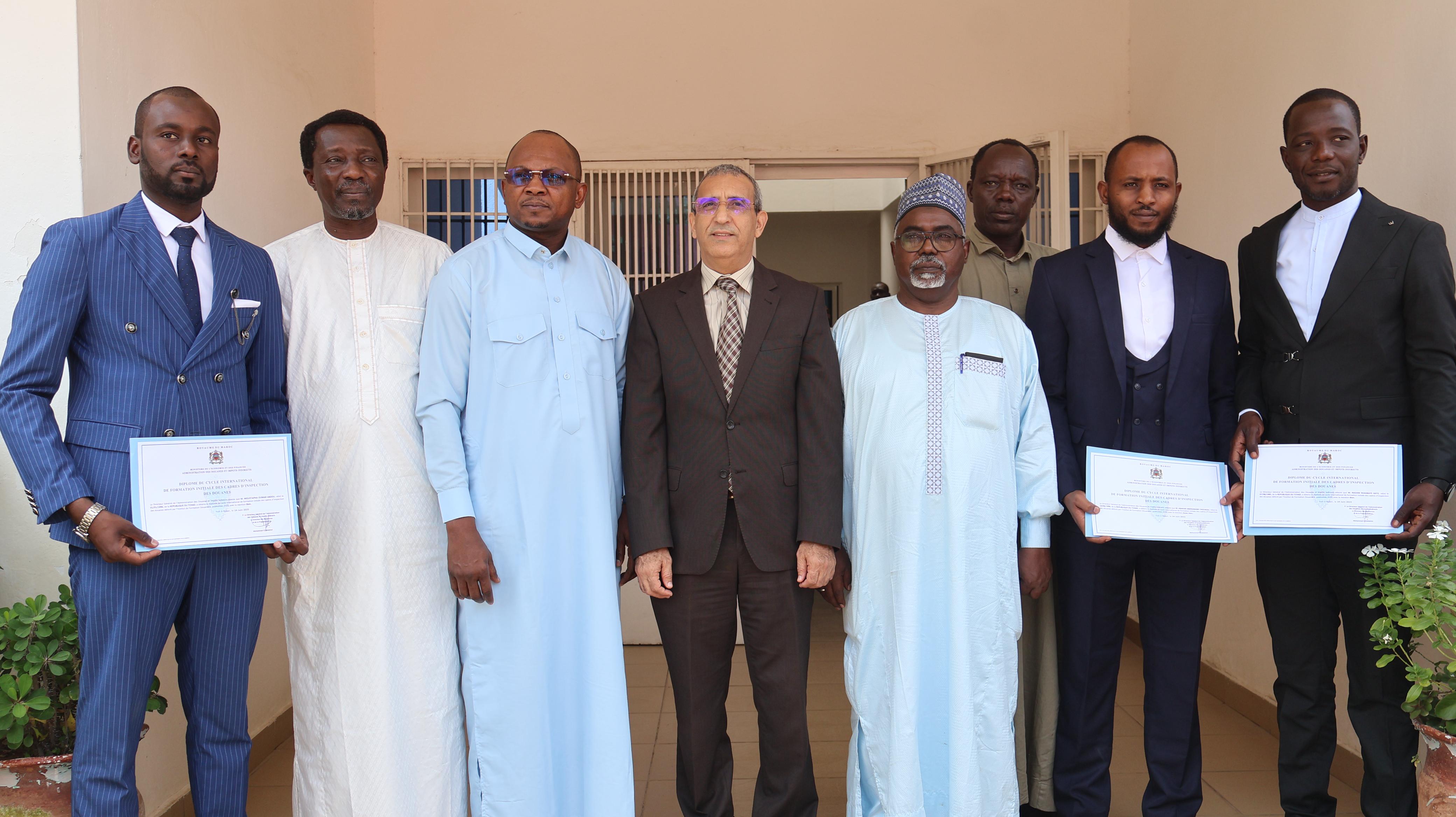 ​Tchad : trois inspecteurs des douanes honorés par l’ambassade du Maroc à N’Djamena