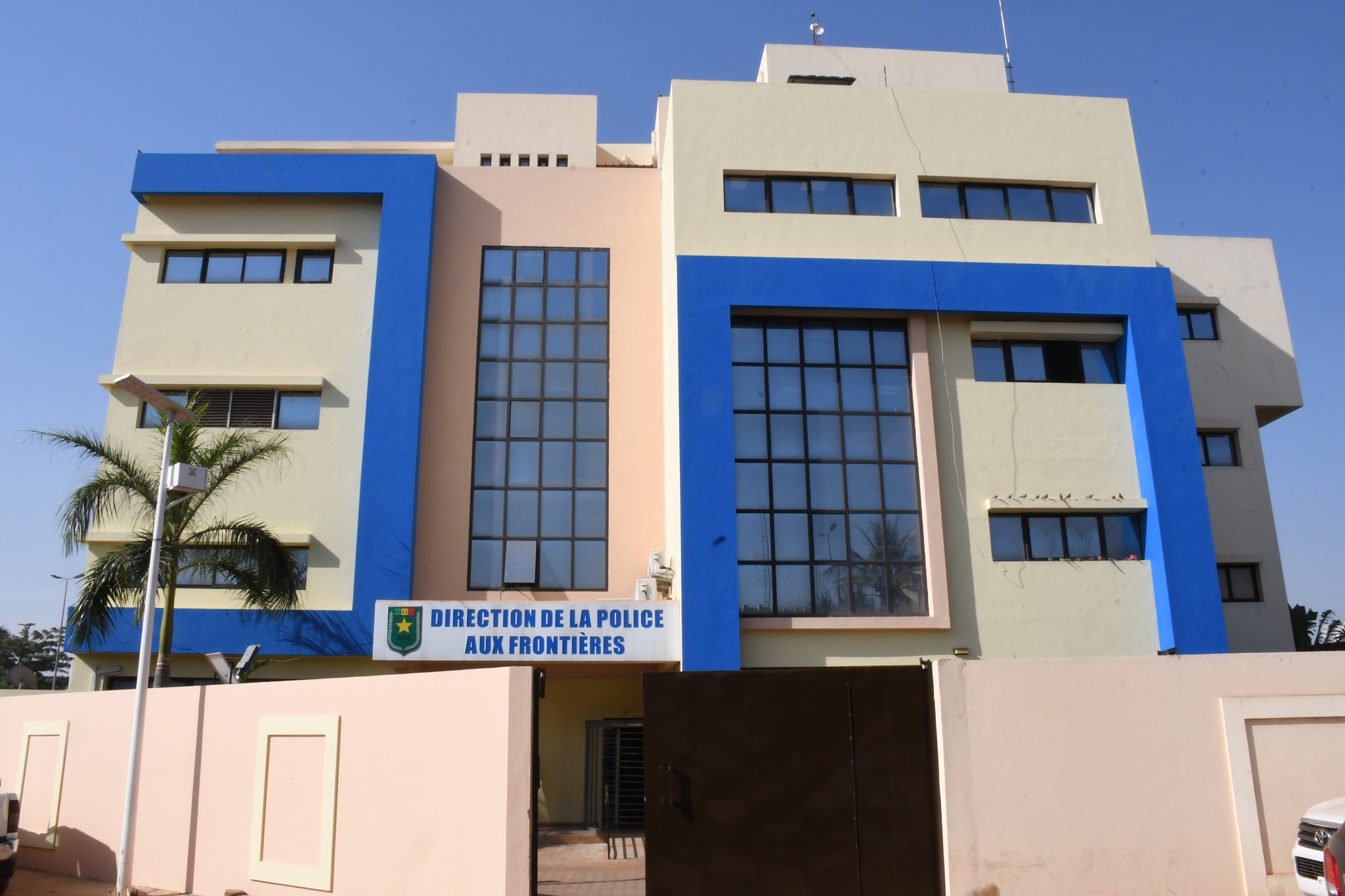 Mali : le ministre de la Sécurité lance officiellement la reprise de la production du e-Passeport AES sécurisé