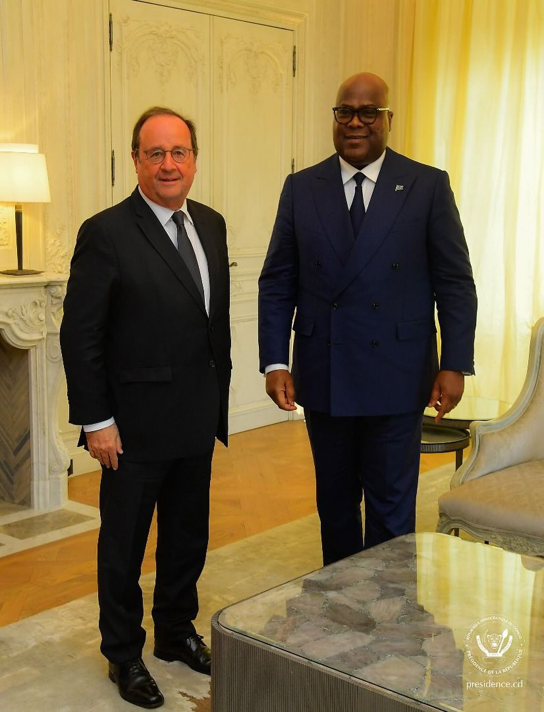 Conférence sur les Grands Lacs : le président Tshisekedi échange avec François Hollande à Paris