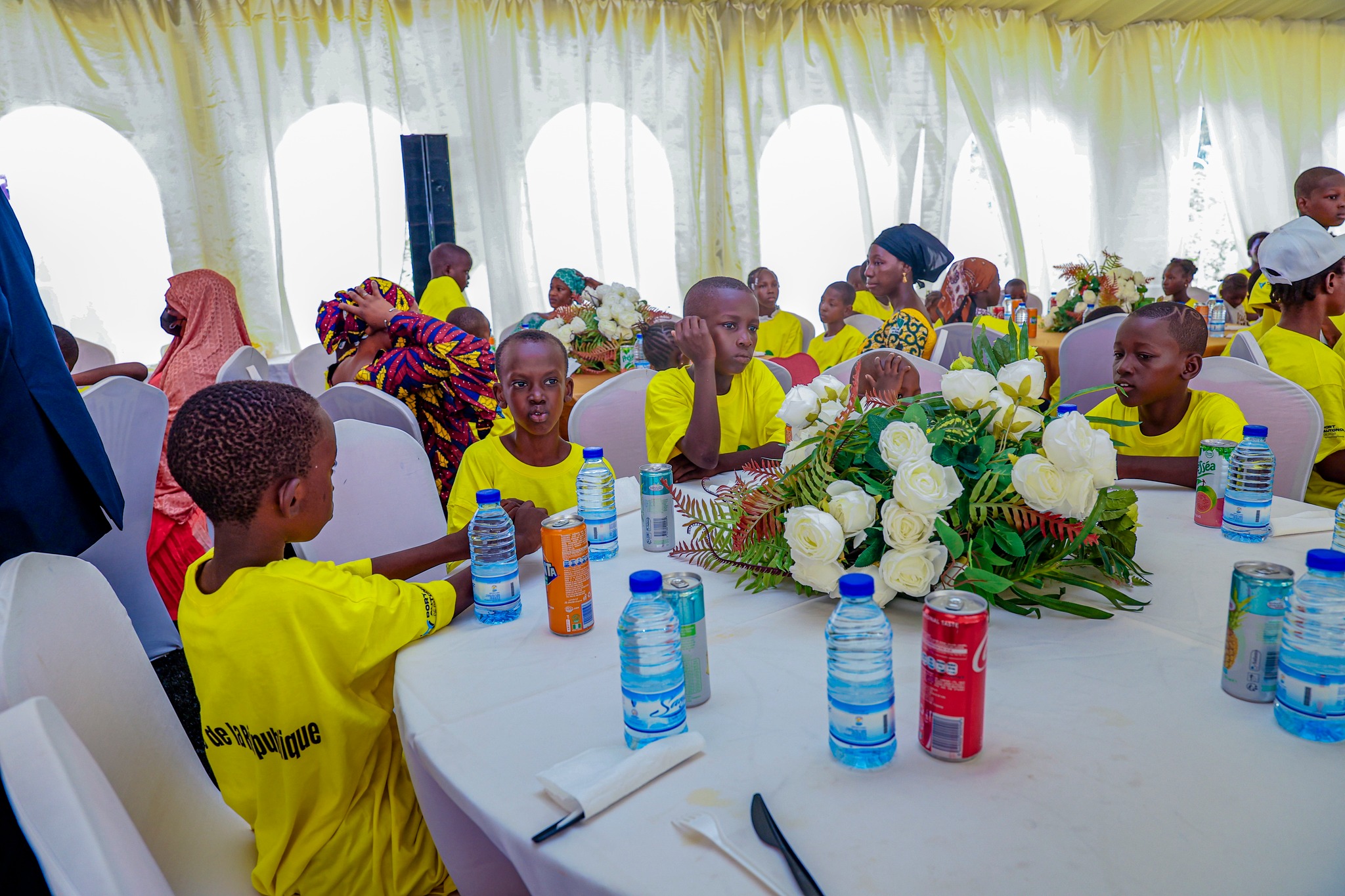 Mali : le président de la Transition réaffirme son engagement envers les orphelins de la Nation