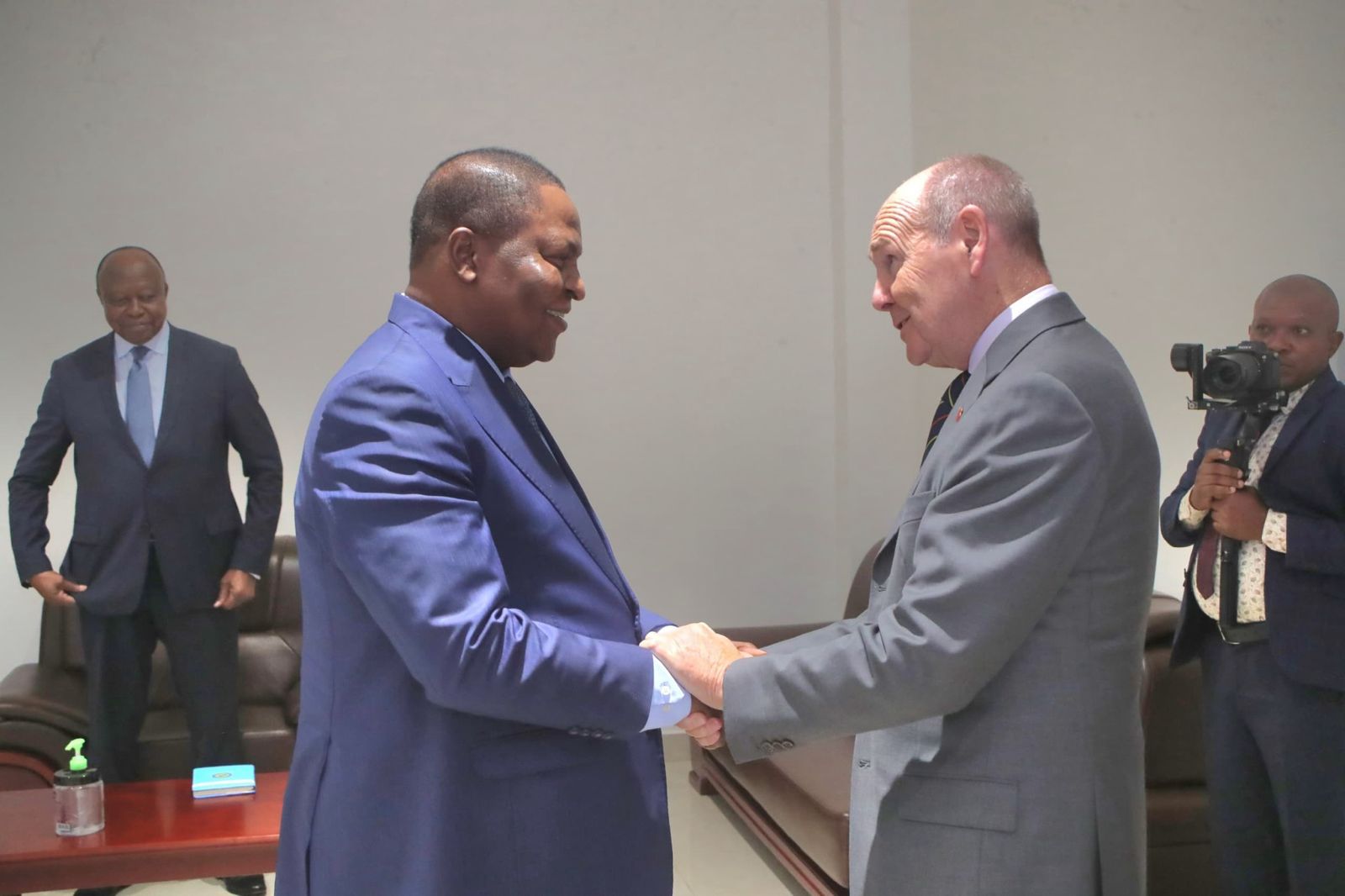 RCA : Le Président Touadéra reçoit une délégation d'hommes d'affaires britanniques à Bangui