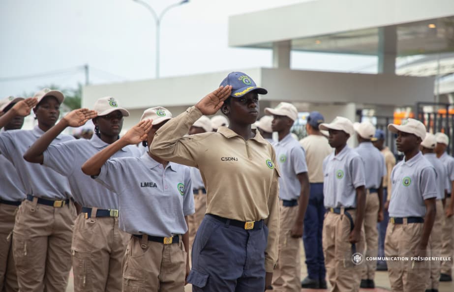 Gabon : Le Président Oligui Nguema inaugure le Lycée Militaire d’Akanda et une nouvelle station Gab’Oil