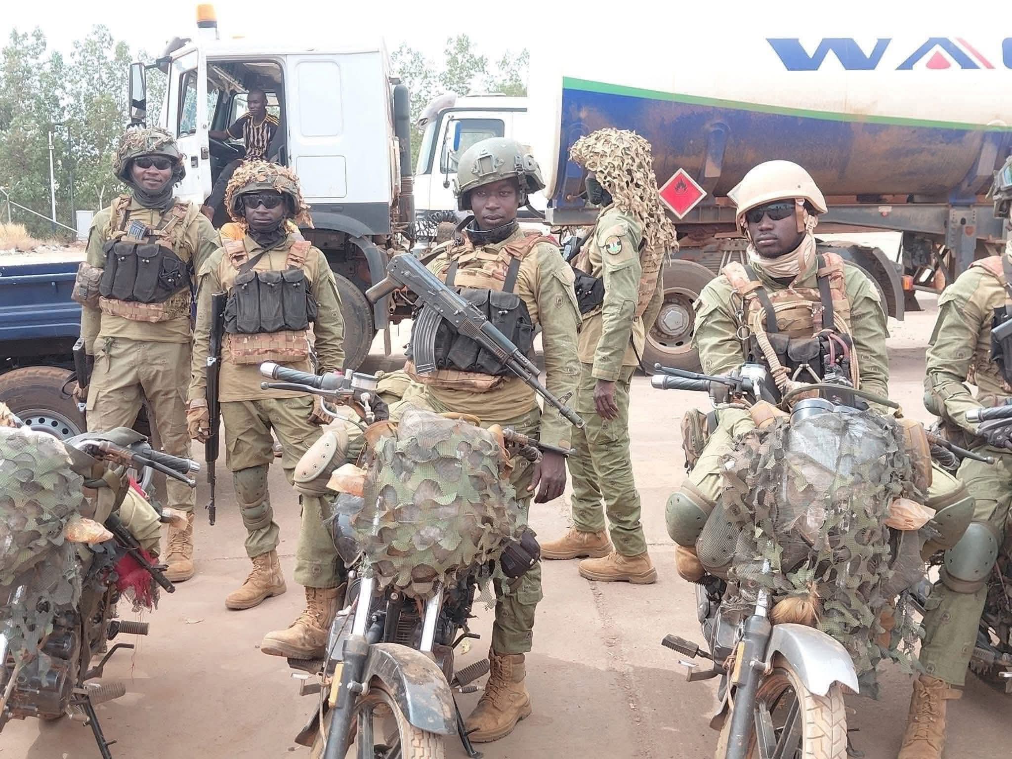 Mali - Niger - AES : Un convoi de 82 citernes de carburant arrive à Bamako, soulignant la solidarité régionale