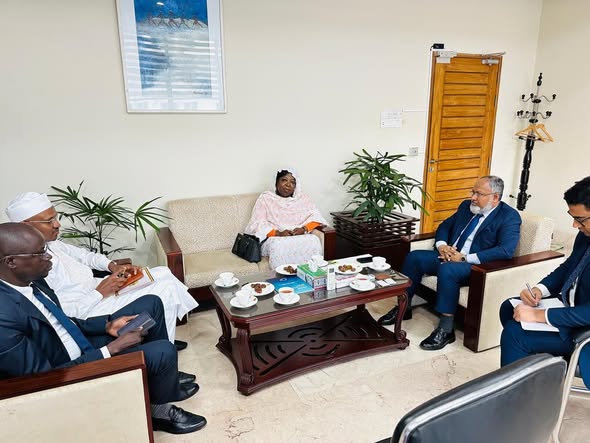 Coopération Tchad–Bangladesh : L'Ambassadeur Ildjima Badda Mallot reçue pour renforcer les liens commerciaux