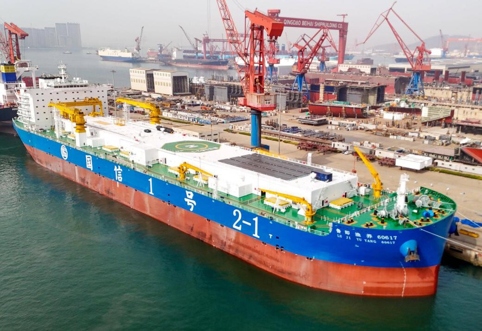 Guoxin No.1 2-1, the world's first 150,000-ton smart aquaculture vessel, is delivered in Qingdao, east China's Shandong province, April 17, 2025. (Photo/Zhang Jingang)