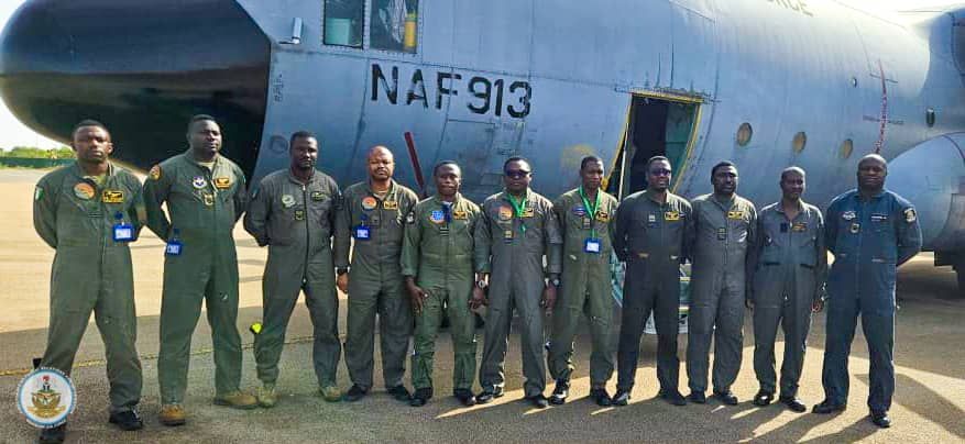 Nigerian Air Force : Le C-130 en route pour sa maintenance après une escale au Burkina
