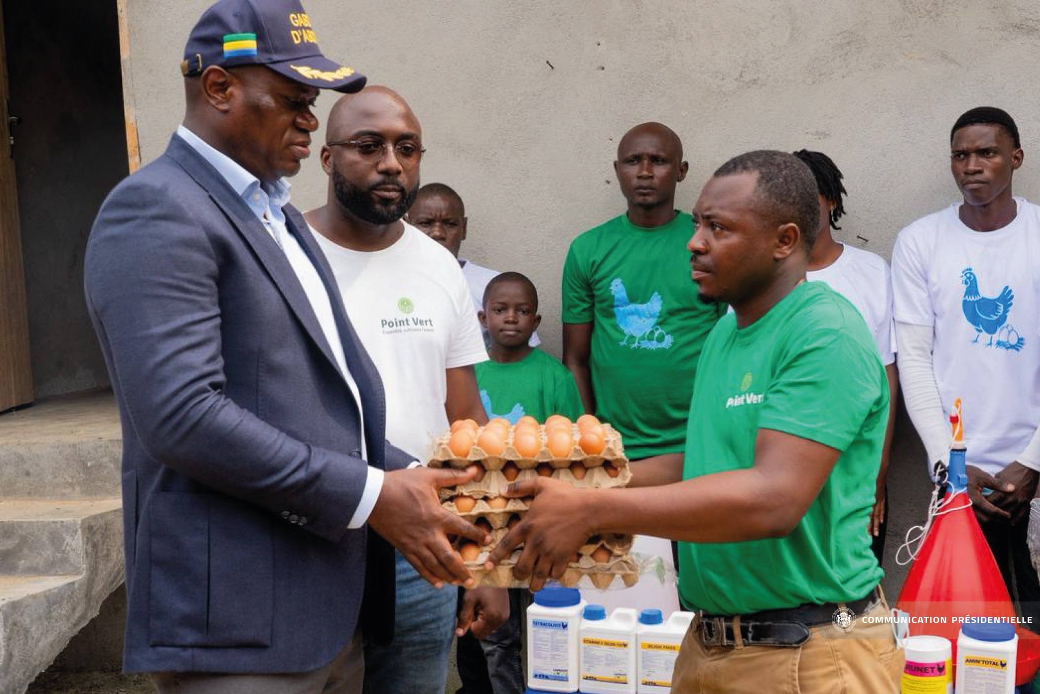 Gabon - Souveraineté Alimentaire : Le Président Oligui  fixe le cap "Zéro Importation de Poulet" d'ici 2027