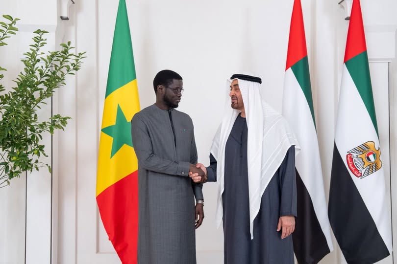 Diplomatie et Spiritualité : Le Président sénégalais scelle une alliance stratégique avec les Émirats avant son recueillement à La Mecque