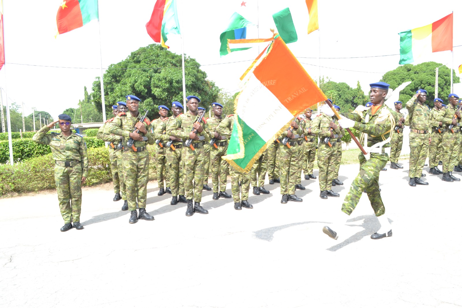 Côte d’Ivoire :  promotion des élèves officiers et des médecins élèves officiers d’active