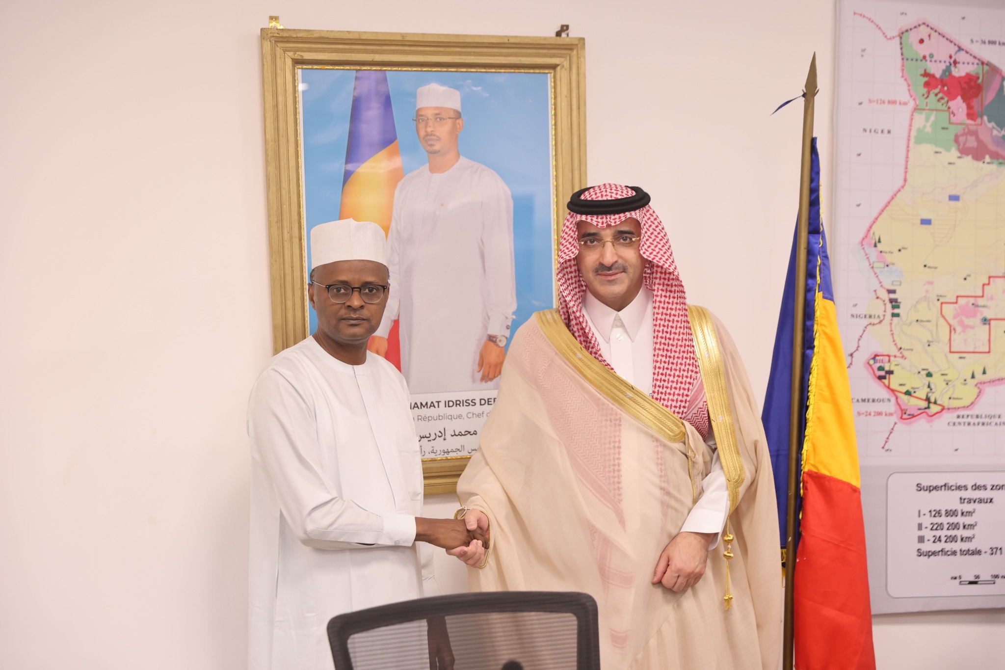 Tchad : signature de l’accord de prêt pour le Centre de cardiologie et visite du site du projet