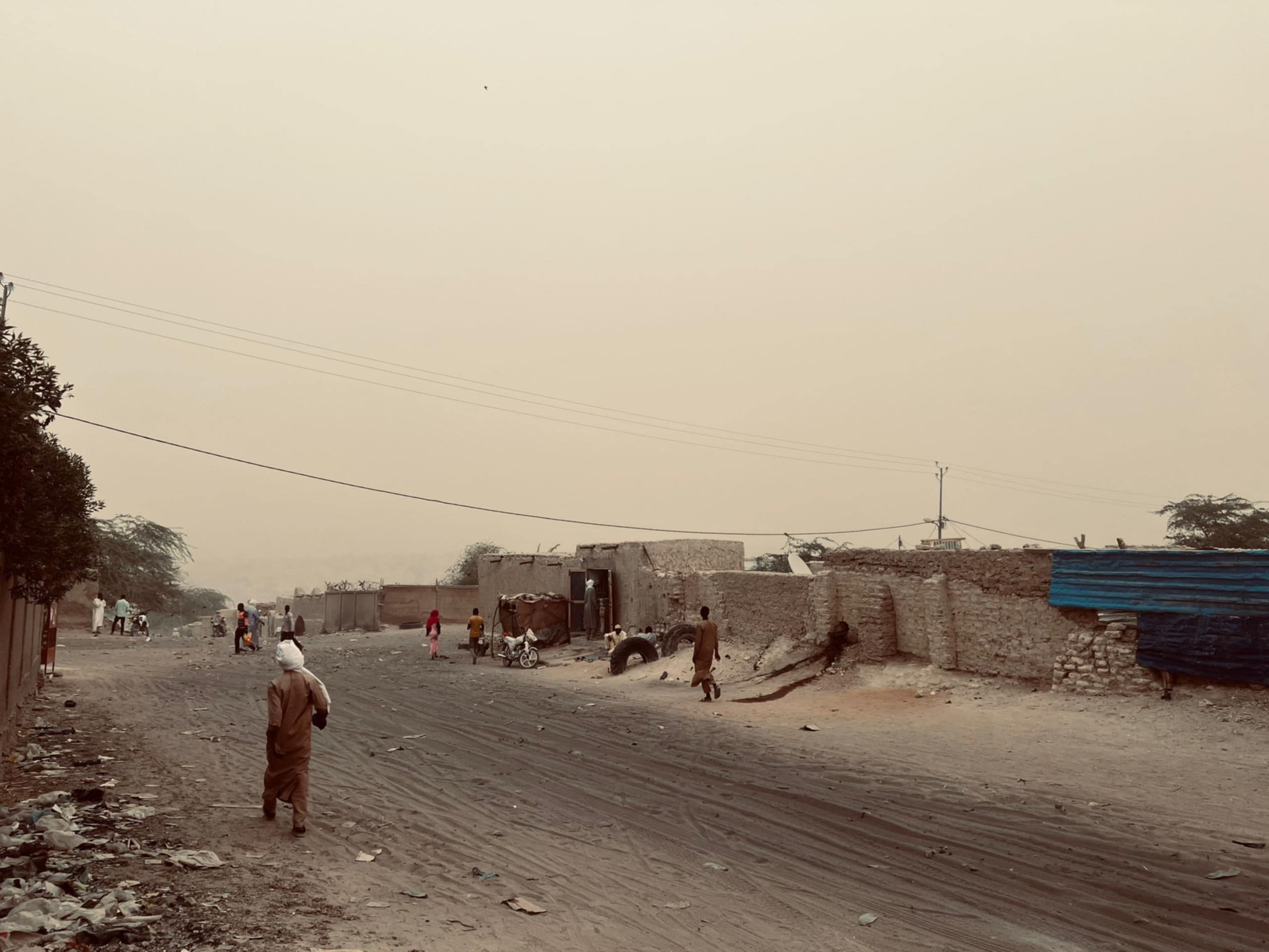 Tchad : une brume de poussière réduit considérablement la visibilité à Mao