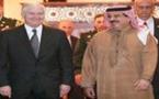 Bahrein - USA: Gates met en garde les adversaires des Etats-Unis