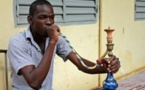 Vers une interdiction de la chicha au Tchad