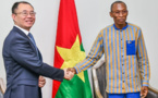 Le Burkina Faso demande à la Chine de lui fournir de l’armement militaire
