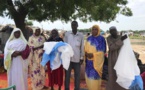 Tchad : des femmes mobilisées contre le paludisme et les inondations en distribuant des moustiquaires