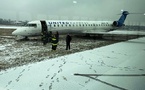 USA - Sursaut à l'aéroport de Saint-Louis : Un CRJ550 de United Express sort de piste