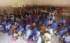 Cameroun : Enfants de l'école de Djarégol Kodek à Maroua, l'apprentissage à même le sol
