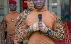 Burkina : montée des couleurs à Koulouba, sérénité et vigilance face aux velléités de déstabilisation