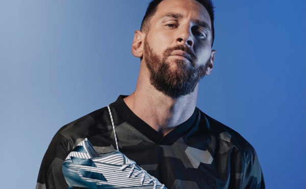 Football : Lionel Messi s'engage avec le PSG