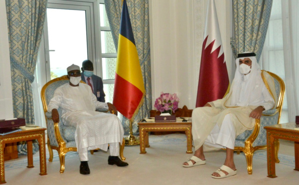 Tchad-Qatar : entretien à Doha entre le président du CMT et l’Émir