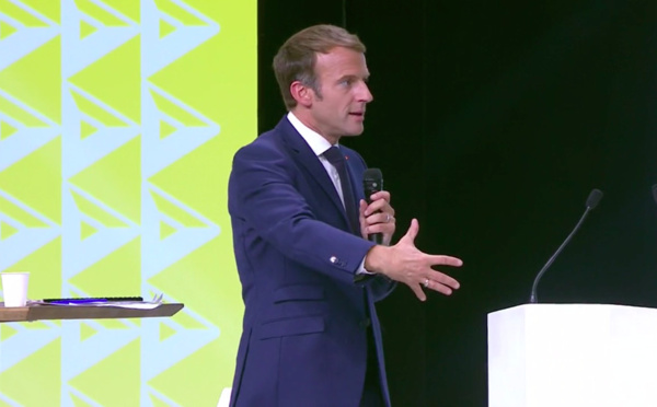 Tchad : "c'est une transition, pas une transmission", rappelle Emmanuel Macron