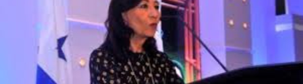 La Cheffe de la MINURSO tance les responsables algériens et polisariens à Tindouf